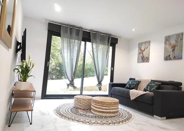 Apartament L'escapade.t2 ☆ Jardin ☆ Spacieux ☆ Calme