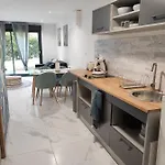 Apartman L'escapade.t2 ☆ Jardin ☆ Spacieux ☆ Calme