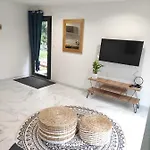 Apartman L'escapade.t2 ☆ Jardin ☆ Spacieux ☆ Calme *