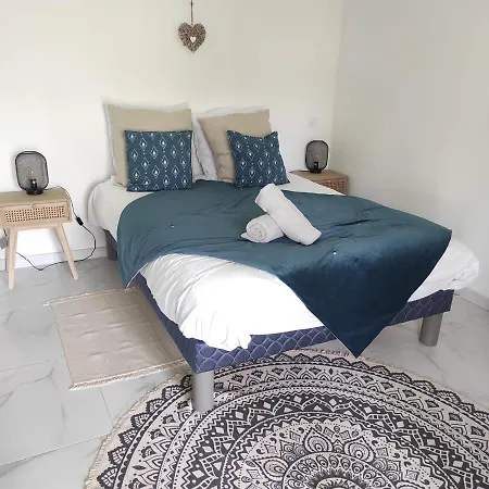 L'escapade.t2 ☆ Jardin ☆ Spacieux ☆ Calme Apartman *
