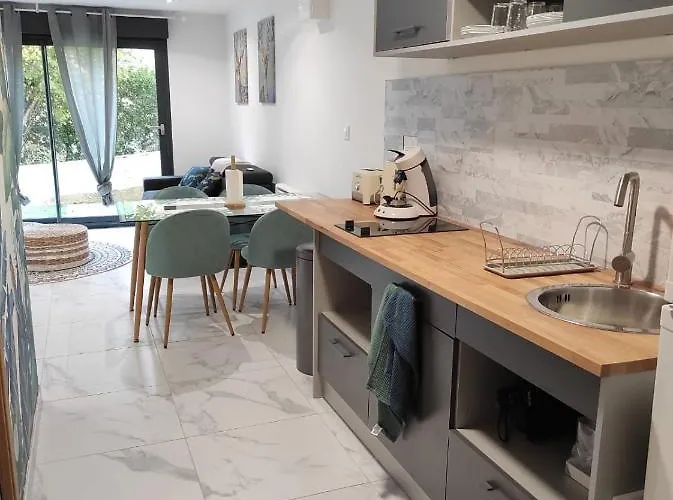 Apartment L'escapade.t2 ☆ Jardin ☆ Spacieux ☆ Calme